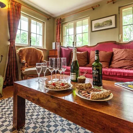 La Maison Du Cul-des-Sarts