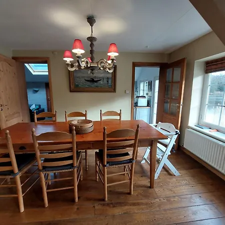 La Maison Du Cul-des-Sarts